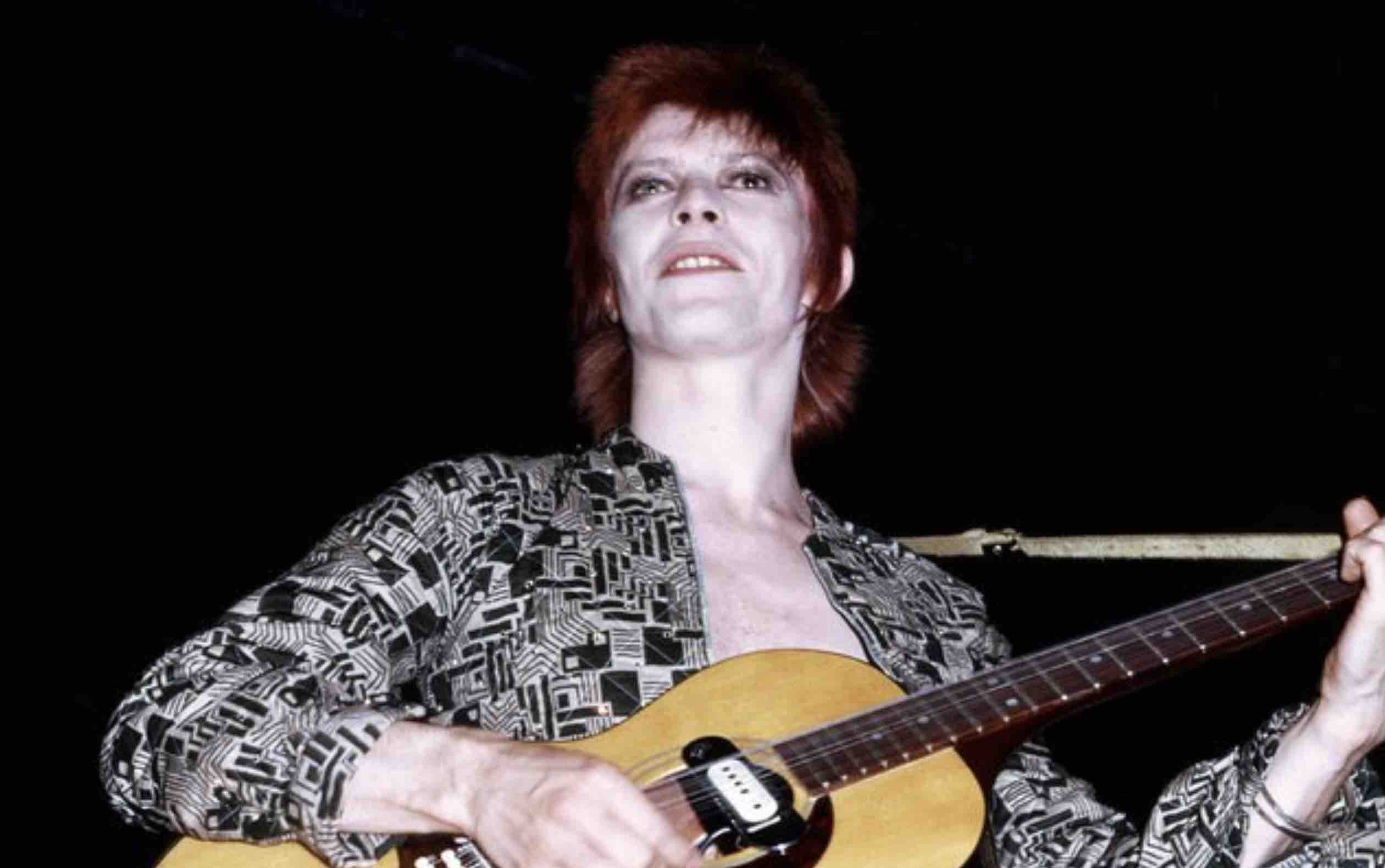 David Bowie. Dypt preget av Crowleys okkultisme